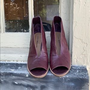 Lucky brand leather heels, Joal style in maroon